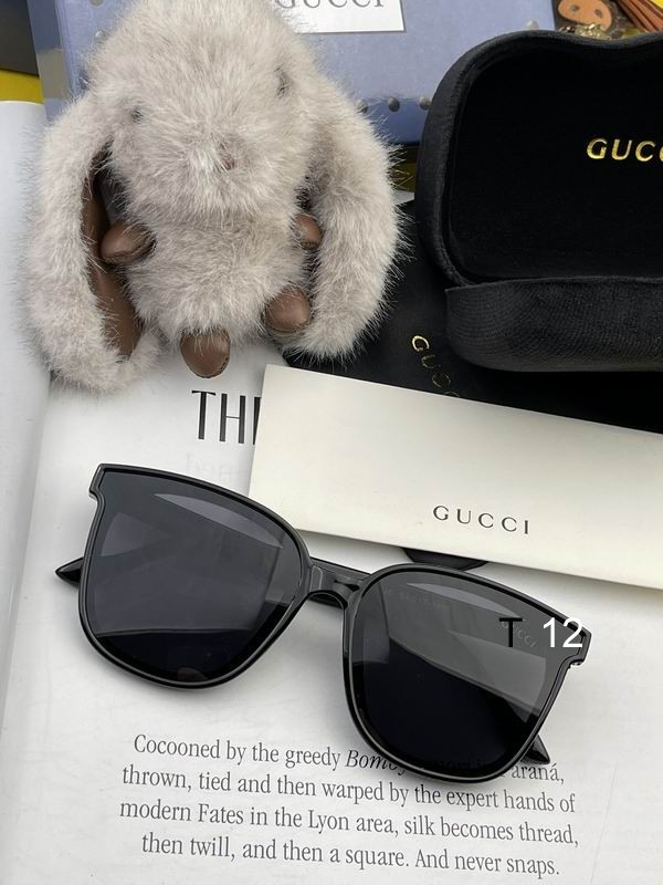 Gucci Sunglasses 401